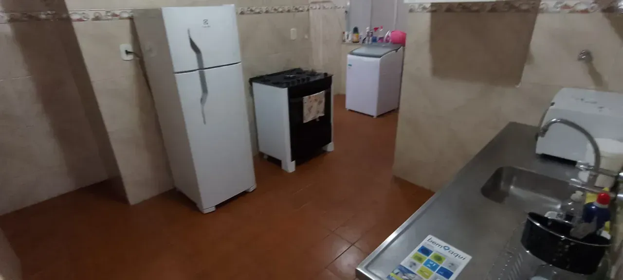 Furnished apartment with 3 bedrooms and 2 bathrooms — photo 7
