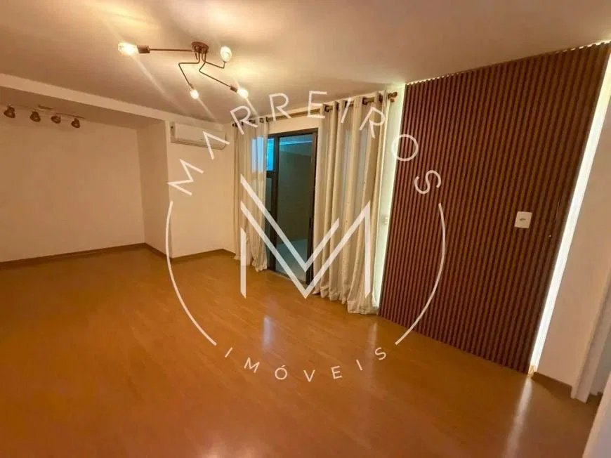 3-bedroom house with a private pool — photo 12