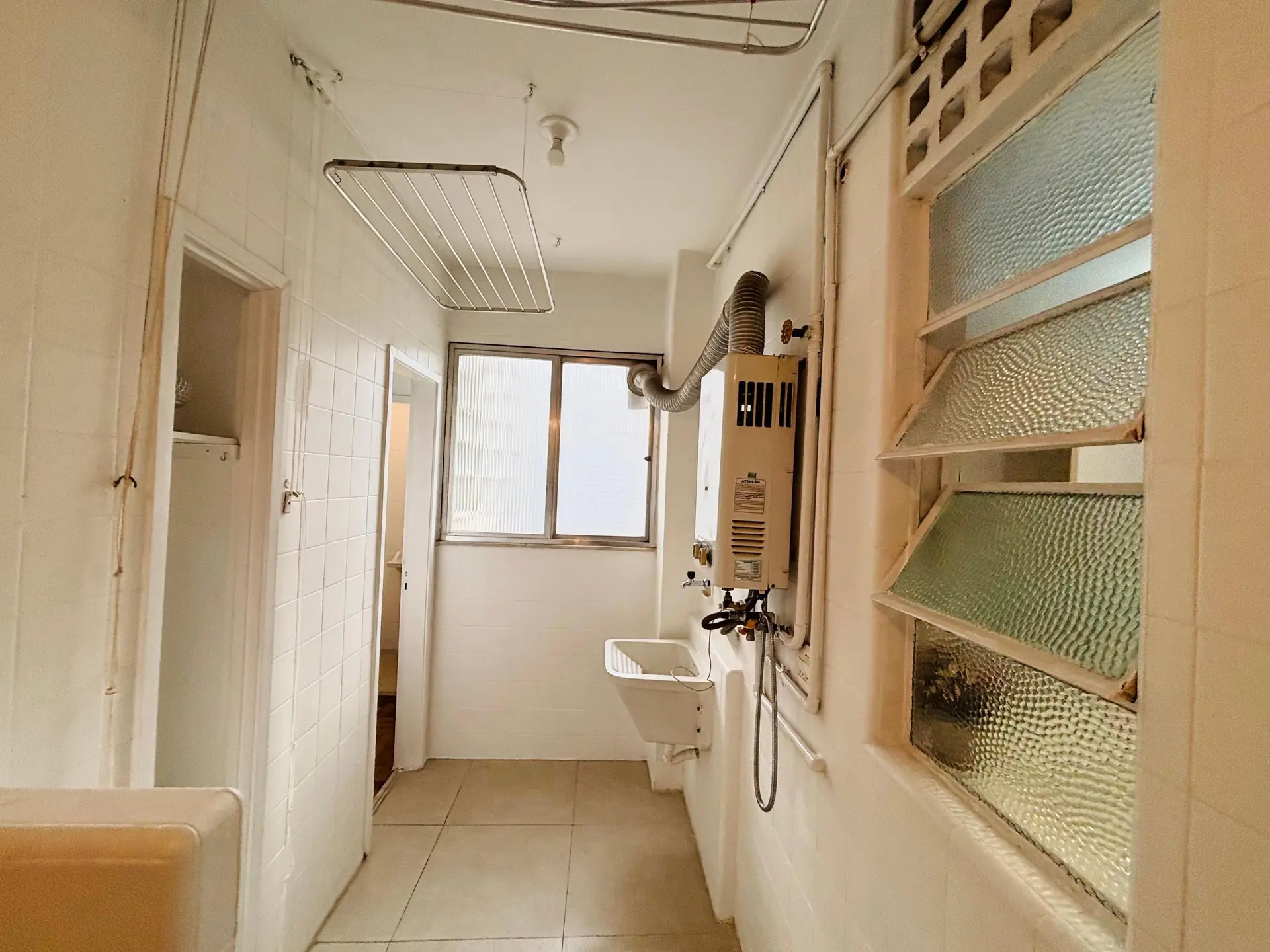 Apartment, 100 m², with a water view — photo 14