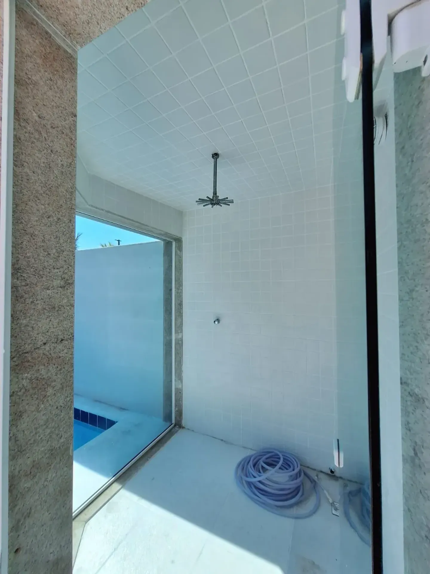 Rental house with 5 bedrooms and 5 bathrooms — photo 28