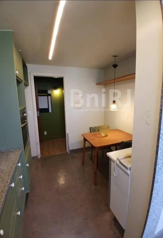 Apartamento de 2 dormitorios con balcón acristalado — photo 40