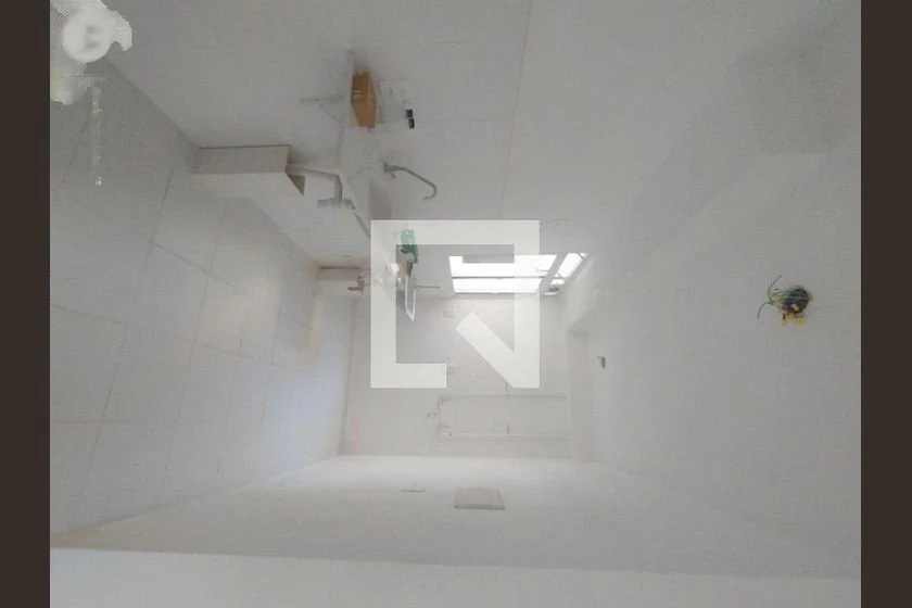 42 m² rental apartment with 2 bedrooms and 1 parking spot — photo 4