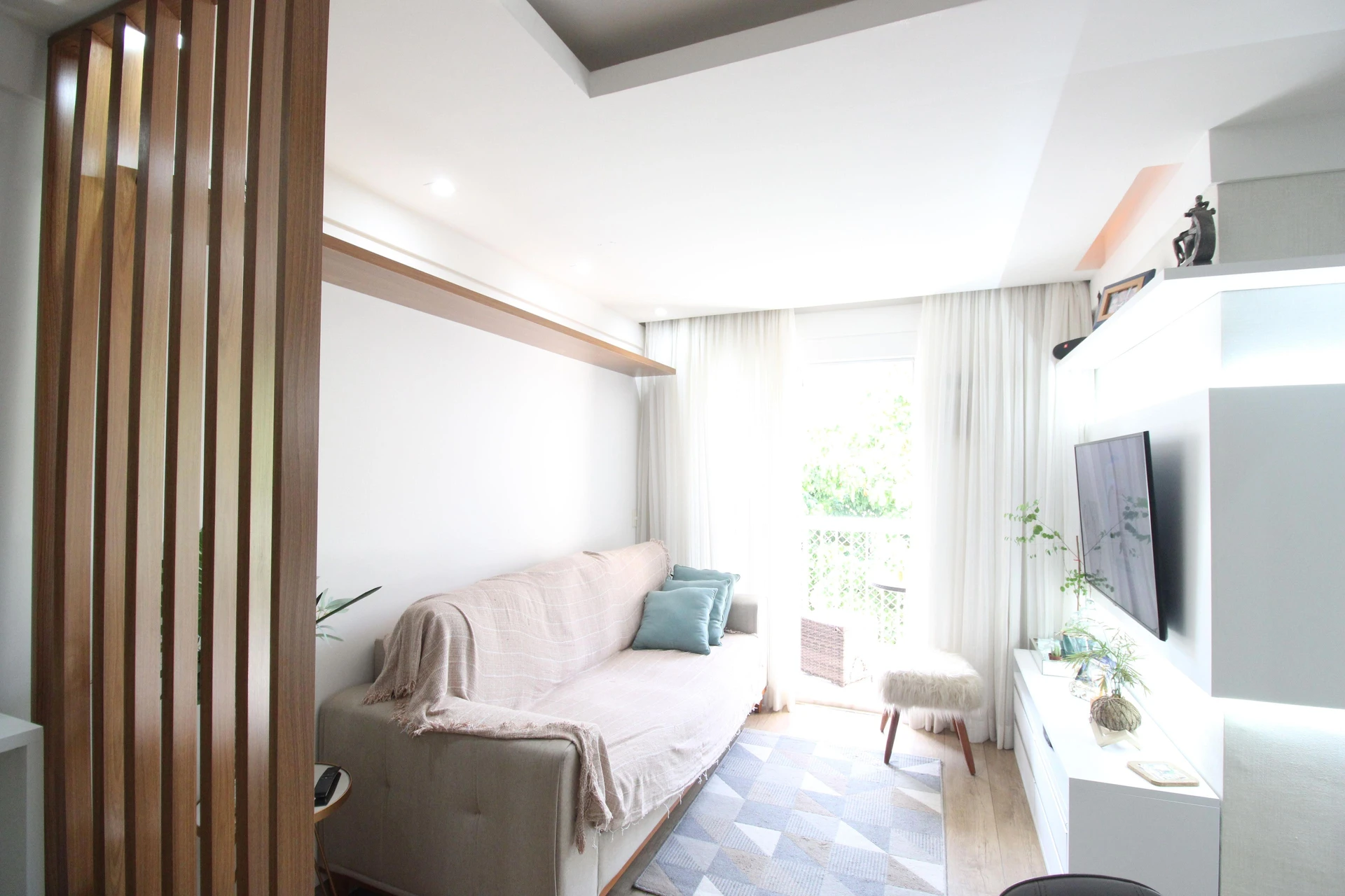 Apartamento mobiliado com 3 quartos e varanda — photo 6