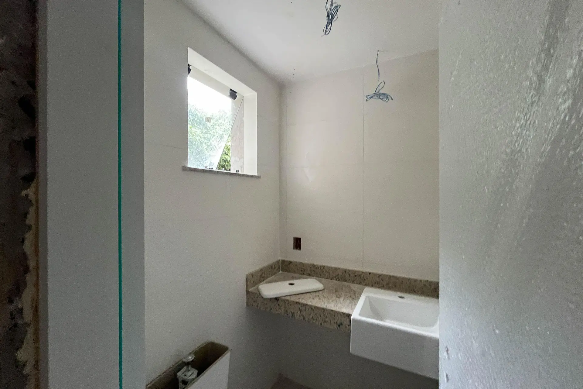 2-bedroom apartment with a mountain view — photo 37