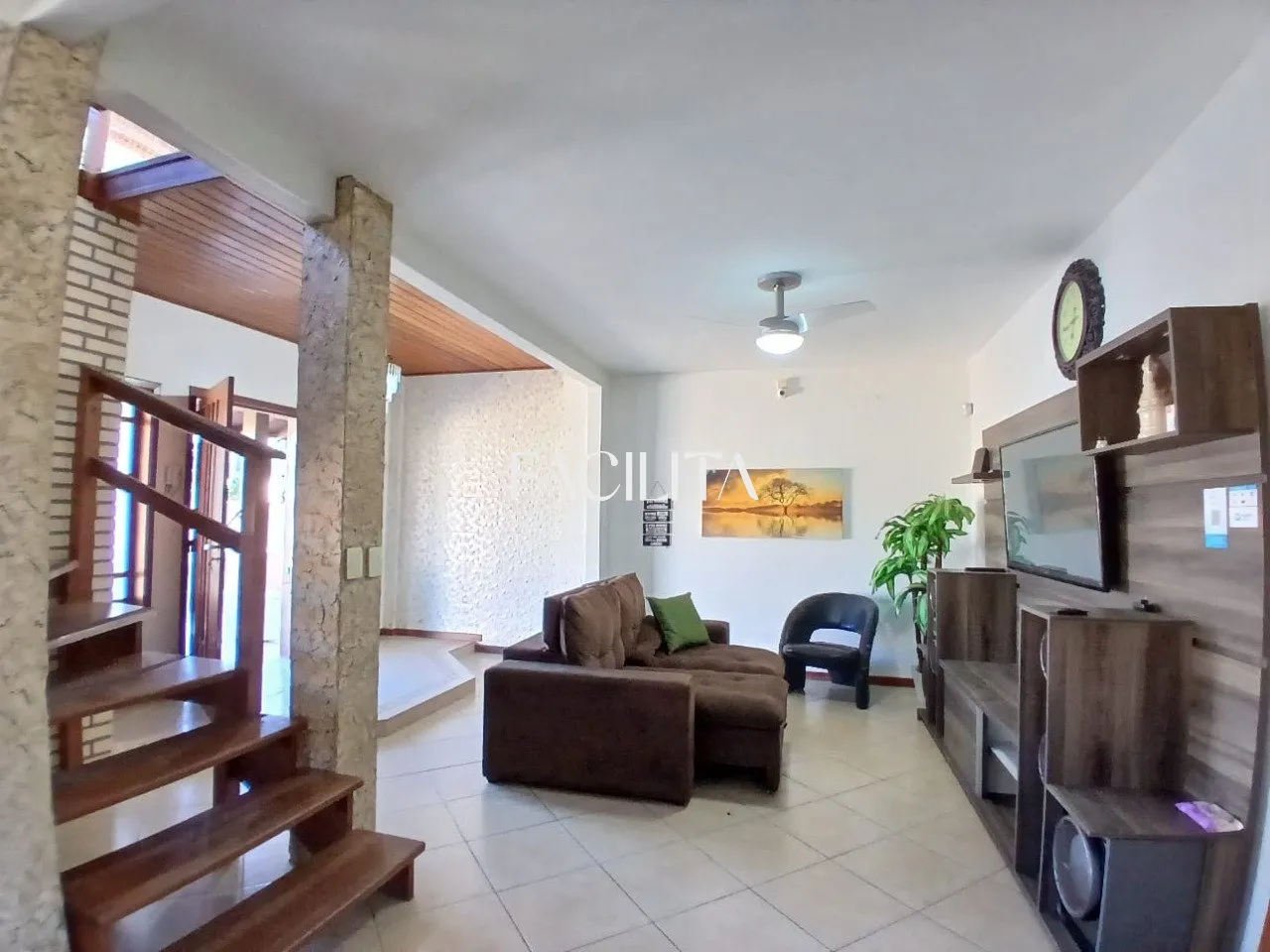 Furnished 5-bedroom house with 4 en-suite bathrooms