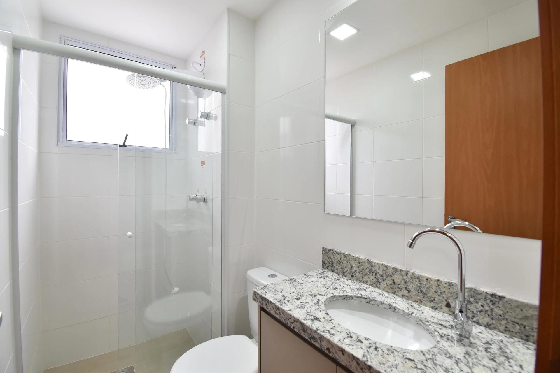 2-bedroom apartment with a home office in Curitiba — photo 36