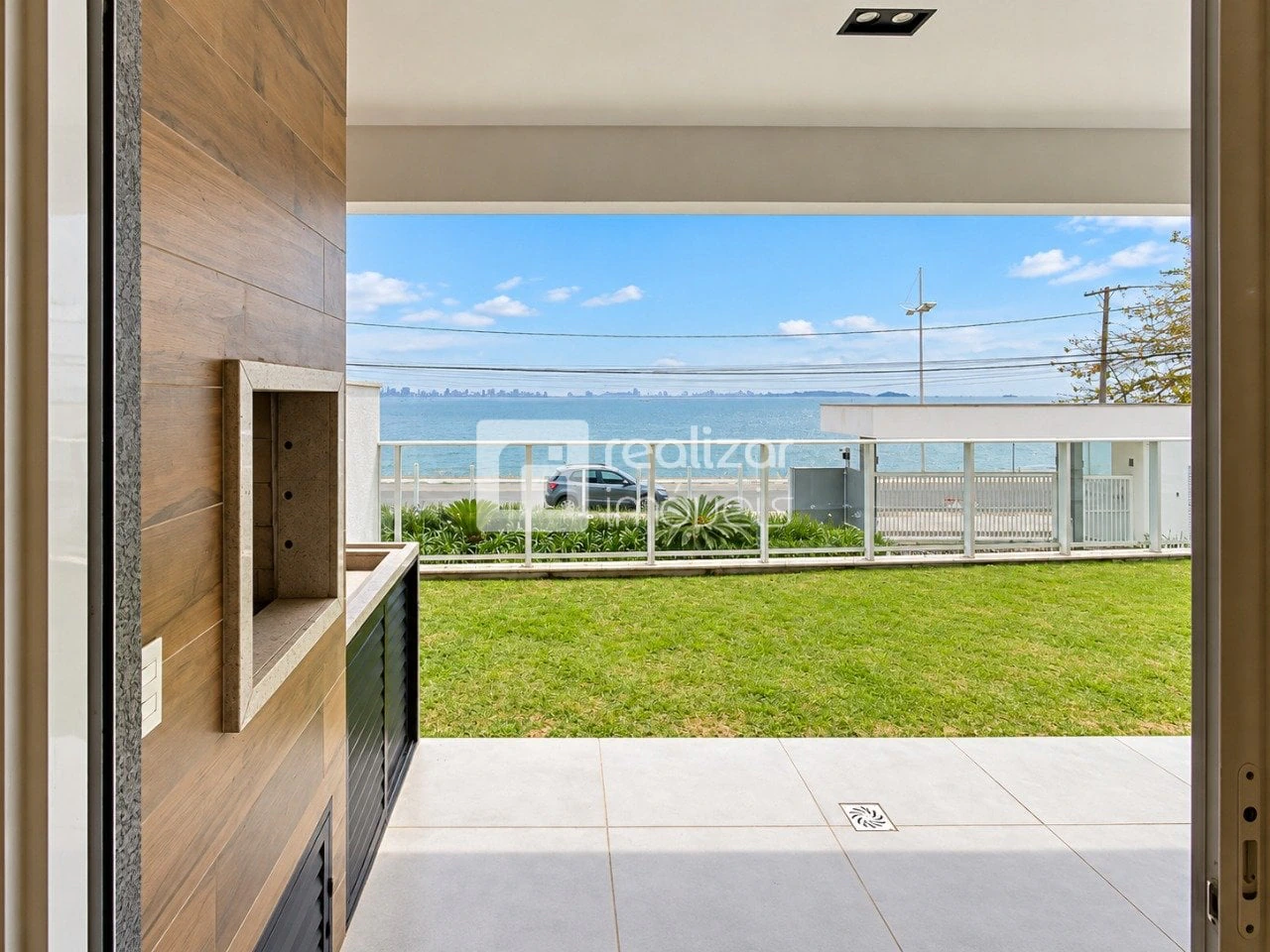 Apartment, 200 m², with a water view — photo 7