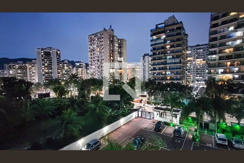 Rental apartment with 3 bedrooms and a glazed balcony — photo 17
