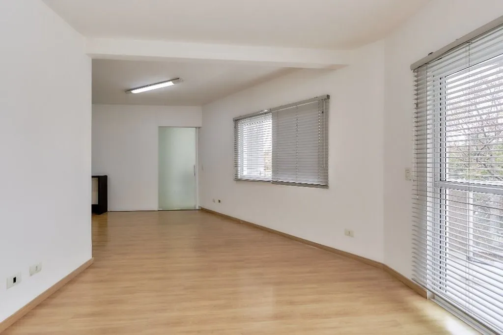 3-bedroom apartment with balcony and 120 m² — photo 22