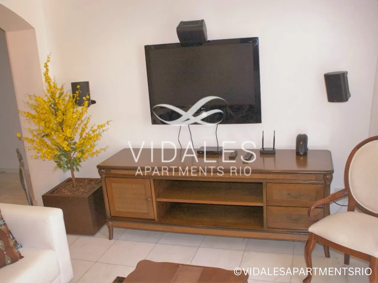 Apartment with 3 bedrooms and 4 bathrooms and 2 spots — photo 9