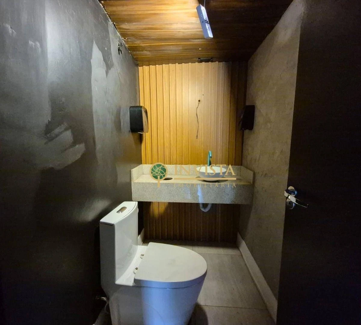 Casa de 100 m² com 5 quartos e 2 banheiros — photo 9