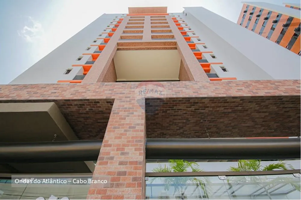 2-bedroom apartment in a building with a coworking space — photo 66