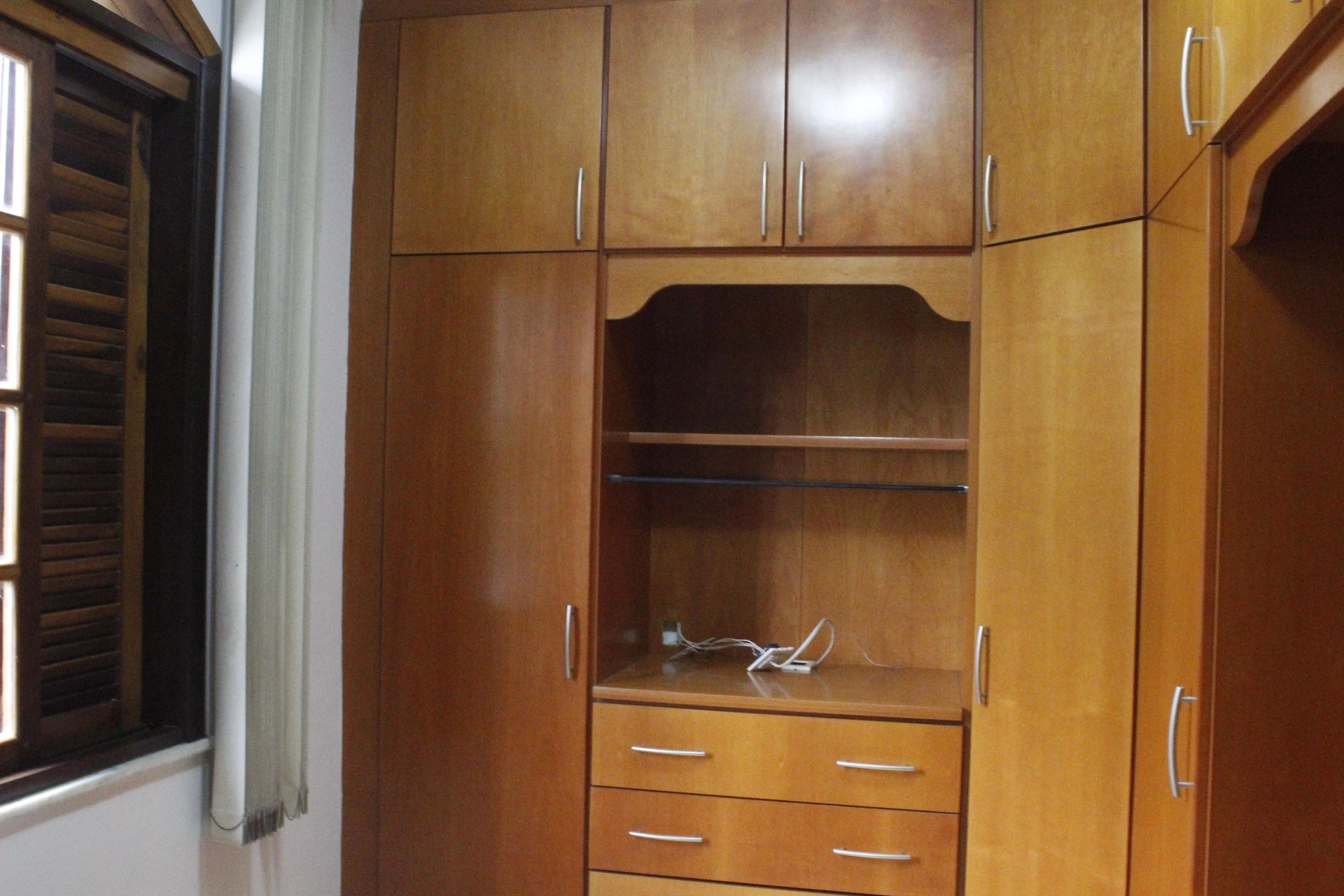 House with 5 bedrooms and 5 parking spaces — photo 3