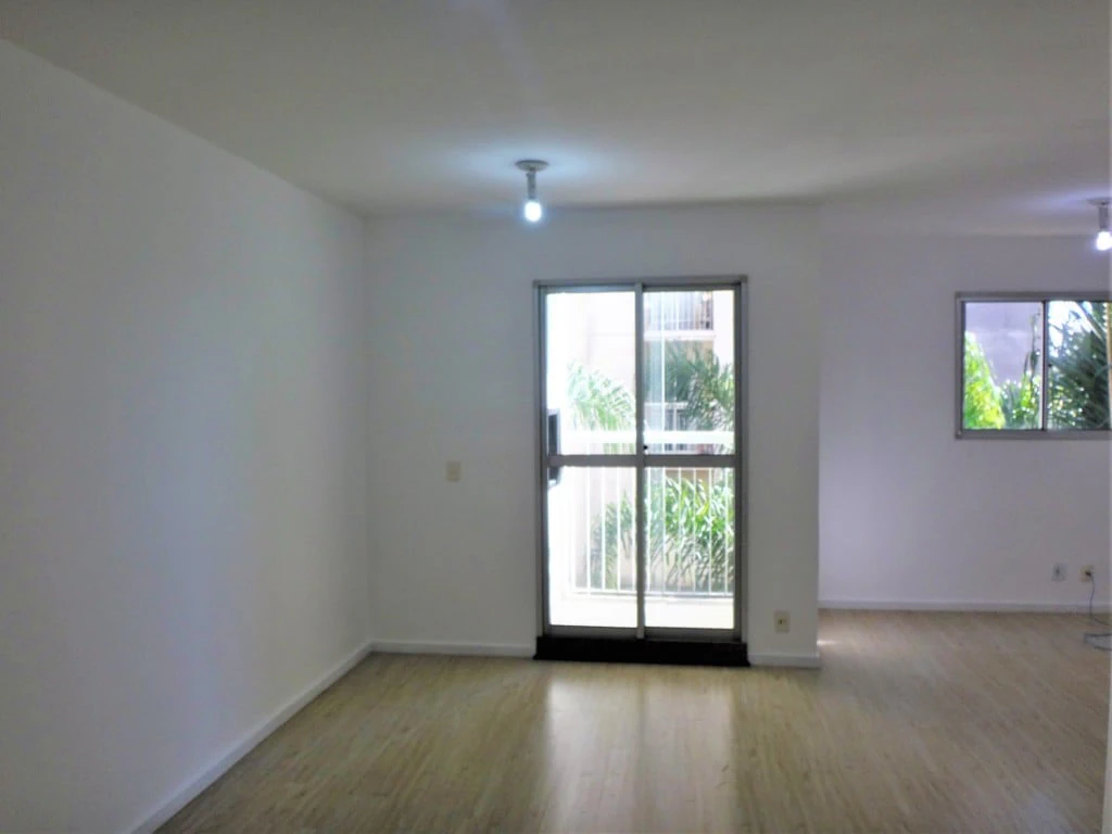 Apartment, 86 m², with wood or laminate floors — photo 11