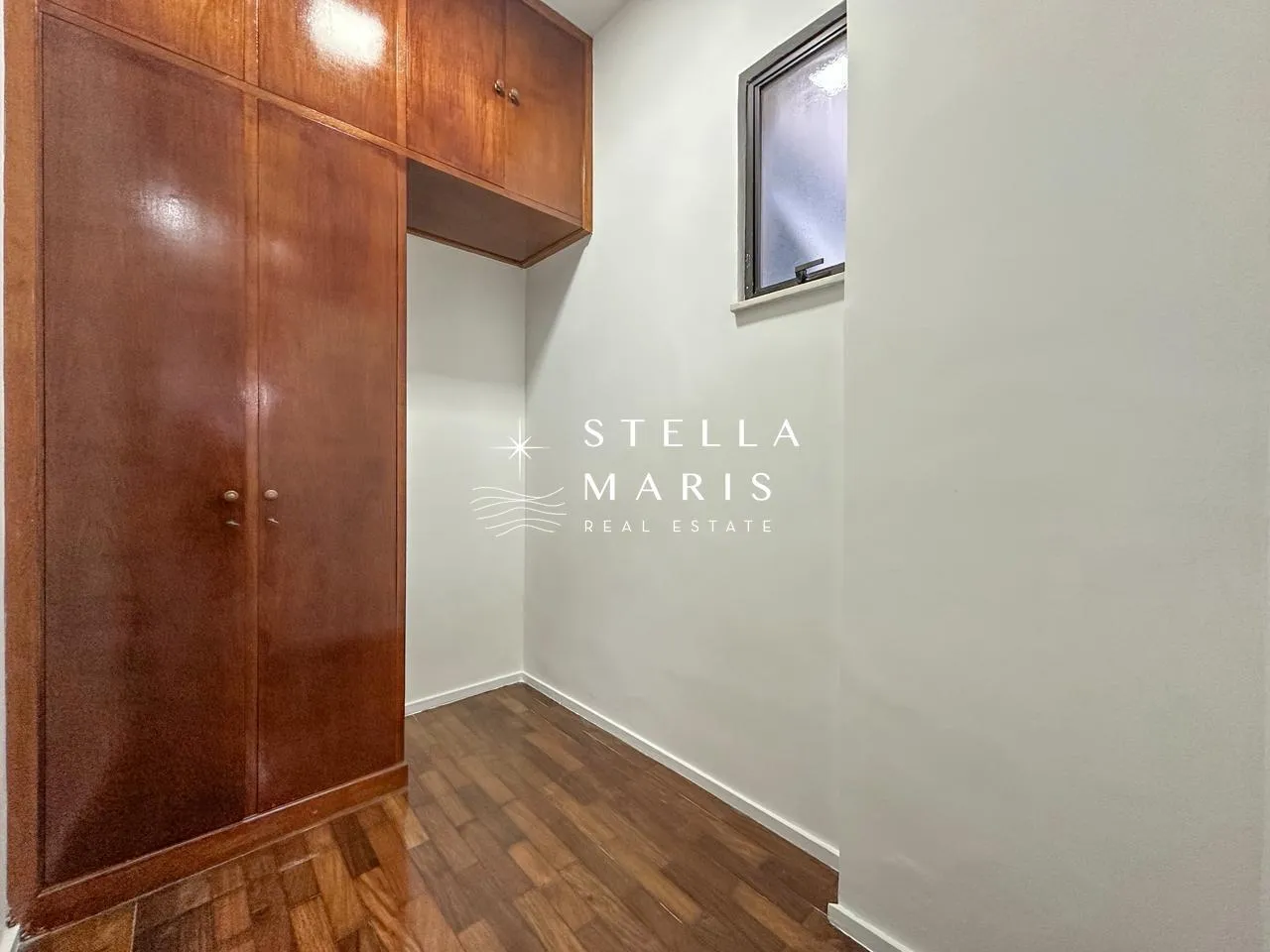 Apartment with 4 bedrooms, 4 bathrooms and a balcony — photo 31