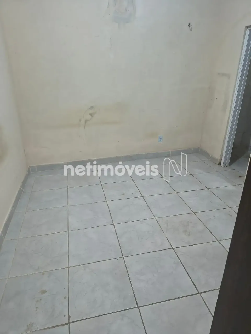 Unfurnished studio for rent with a balcony — photo 8