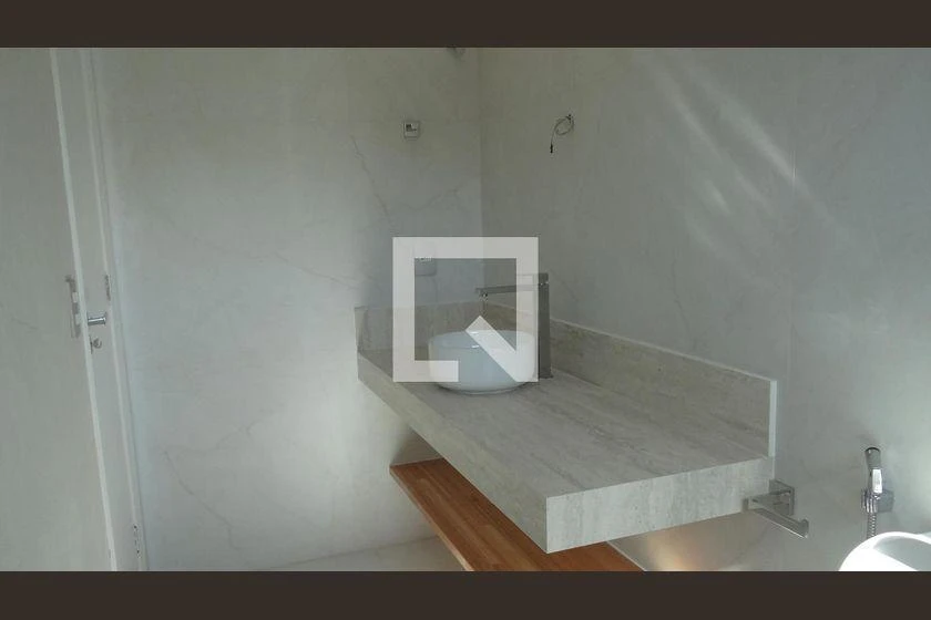 House, 384 m², with floor-to-ceiling windows — photo 8