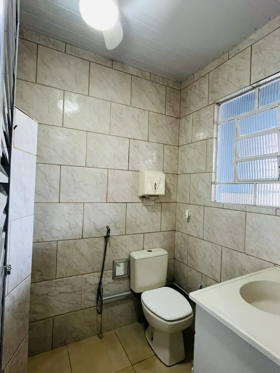 Casa sem mobília com 2 dormitórios e 1 banheiro — photo 4