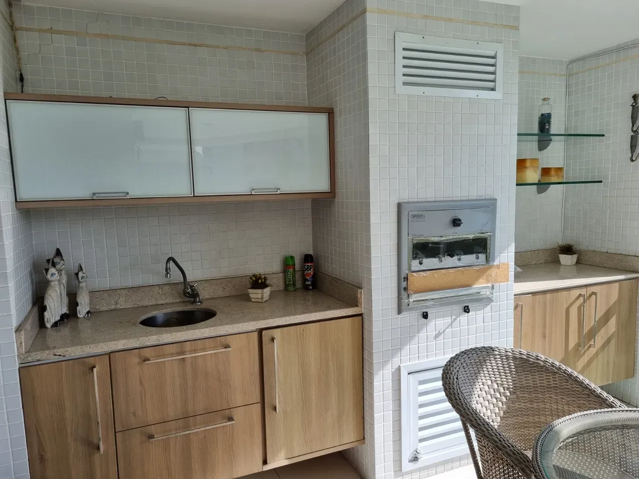 Apartamento mobiliado com 3 quartos e cozinha separada — photo 8
