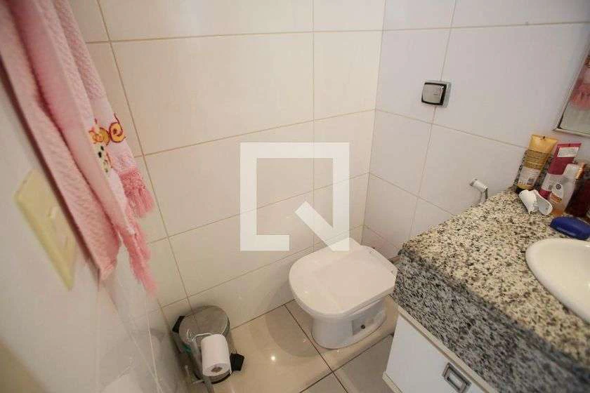Apartamento sin amueblar de 4 dormitorios con jardín privado — photo 23