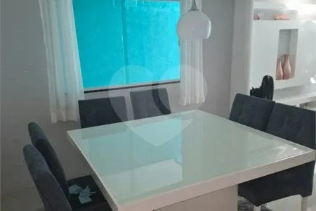 Washing machine in a 2-bedroom house, 198 m² — photo 7