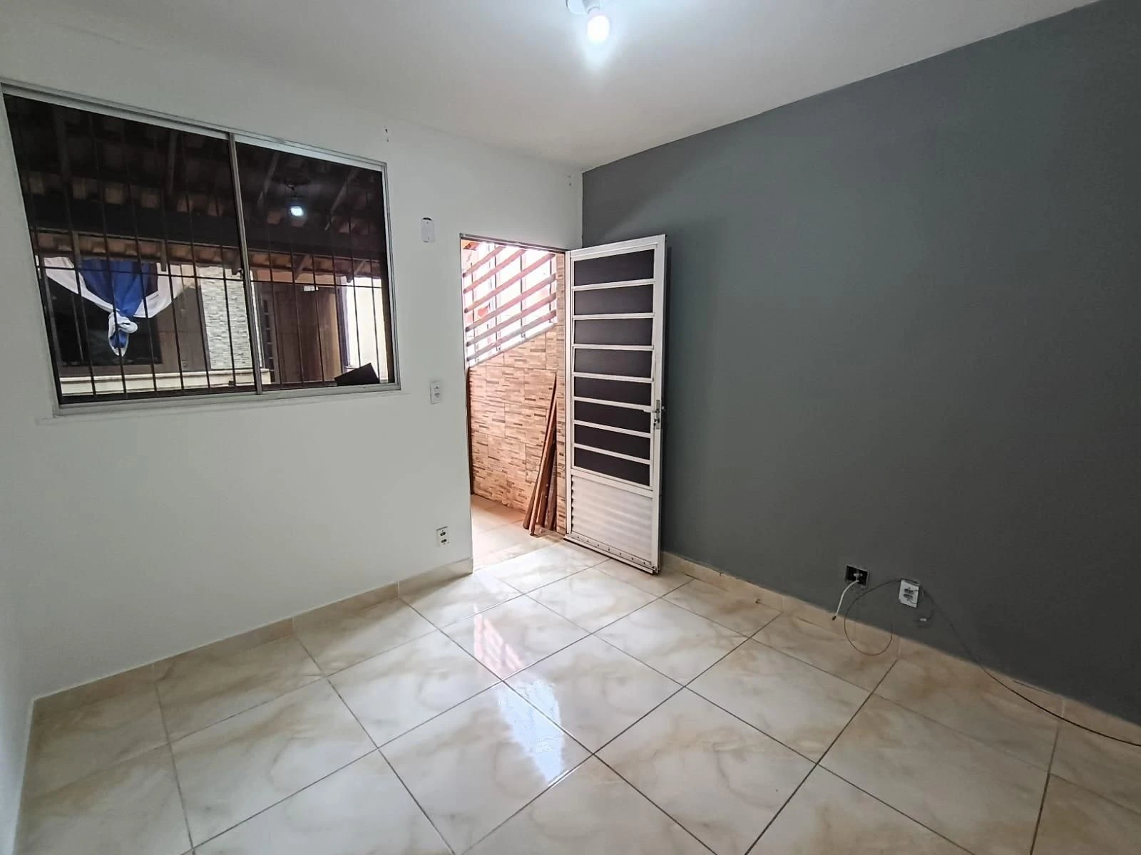 House, 50 m², with a grill on the balcony — photo 22