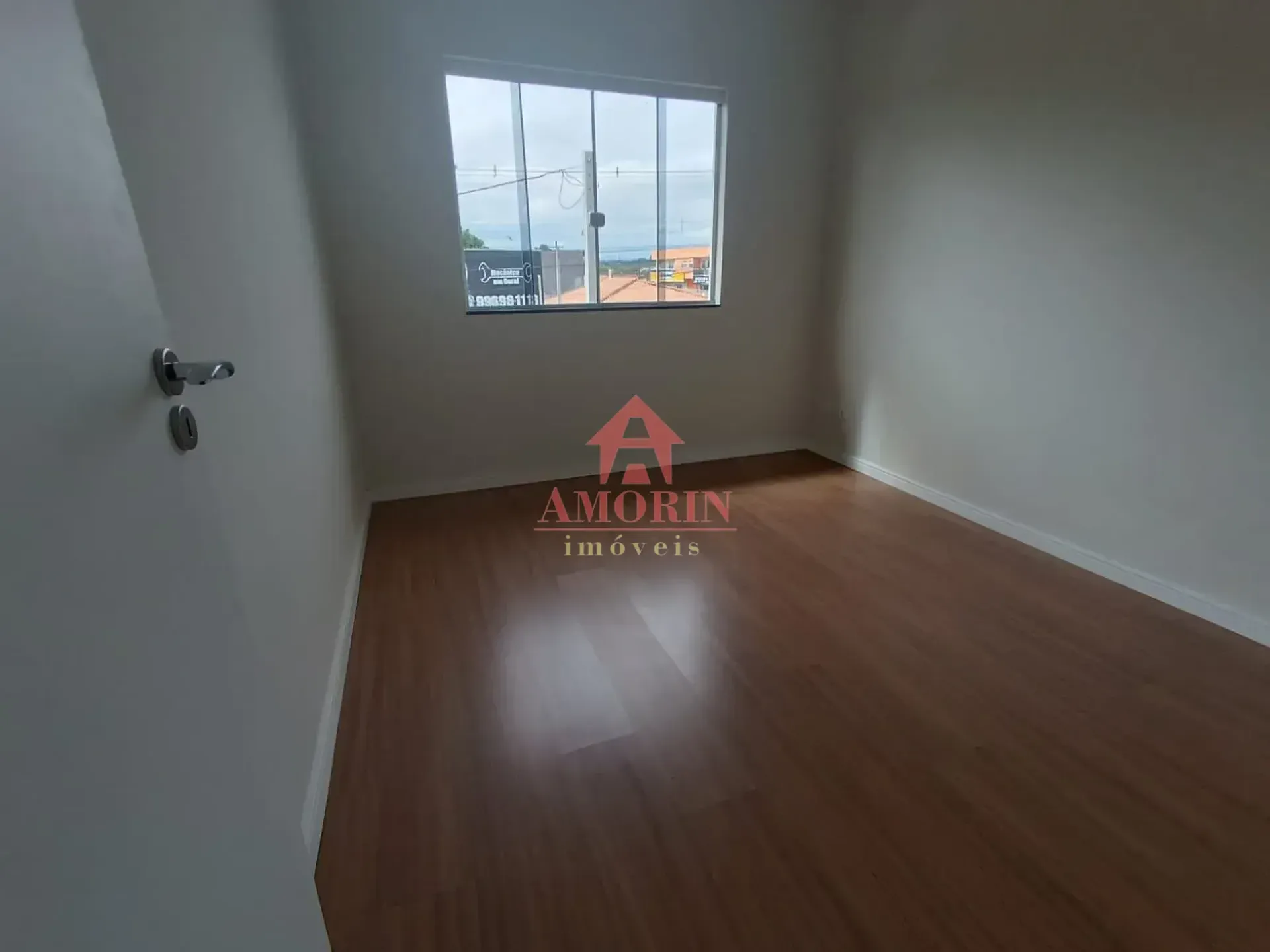 Townhouse with 3 bedrooms, en-suite and balcony — photo 9