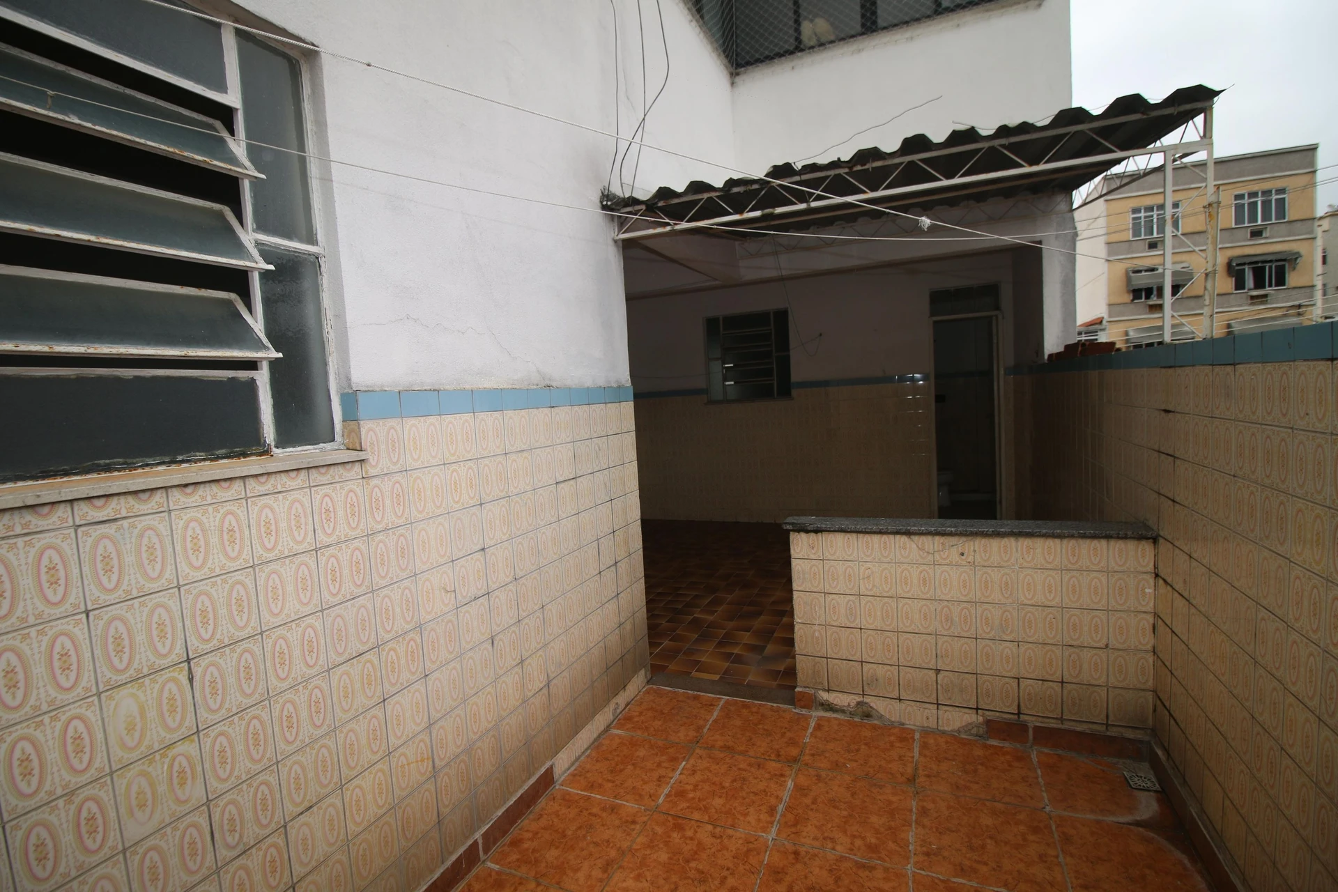 Rental apartment with 2 bedrooms and a private garden — photo 35