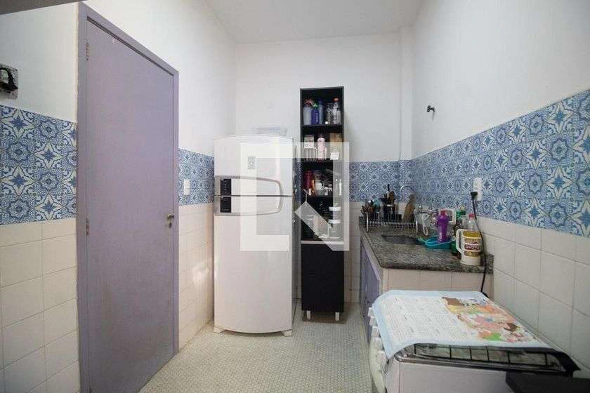Furnished 67 m² apartment with 2 bedrooms and 1 bathroom — photo 12