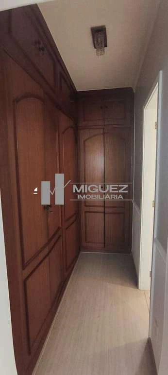 Furnished 321 m² apartment with 4 bedrooms and 2 parking — photo 25