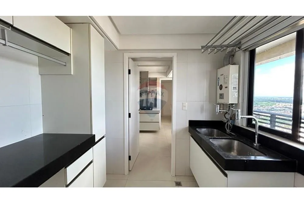 Furnished duplex apartment with open kitchen and 430 m² — photo 16