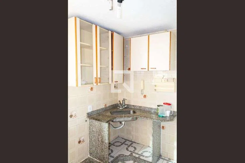 Apartamento de 2 quartos em condomínio com piscina — photo 29
