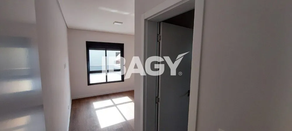 House with 3 en-suite bedrooms and 2 parking spaces — photo 15