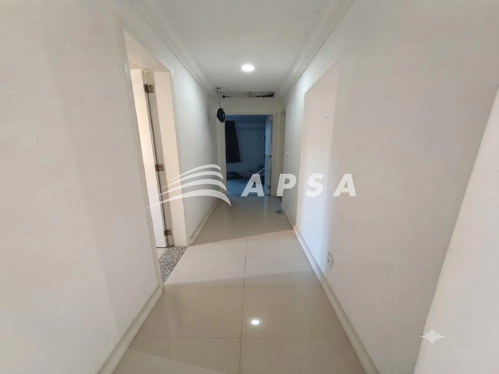 Casa para locação com 3 suítes e jardim privativo — photo 4