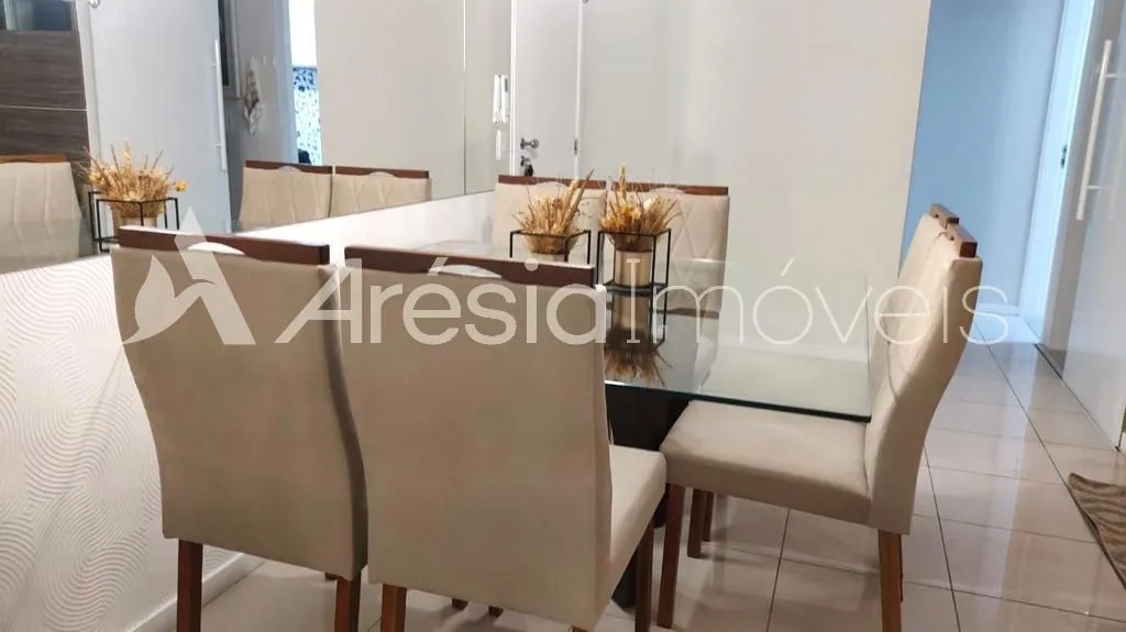 Furnished 3-bedroom apartment with glassed-in balcony — photo 12