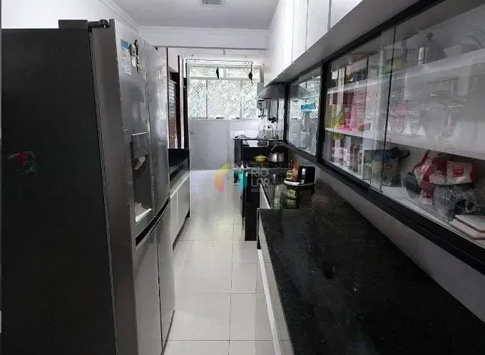 Furnished apartment with 4 bedrooms and 4 bathrooms — photo 12