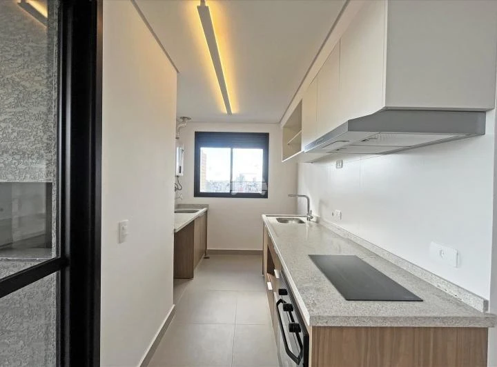 81 m² 2-bedroom apartment with covered parking — photo 8
