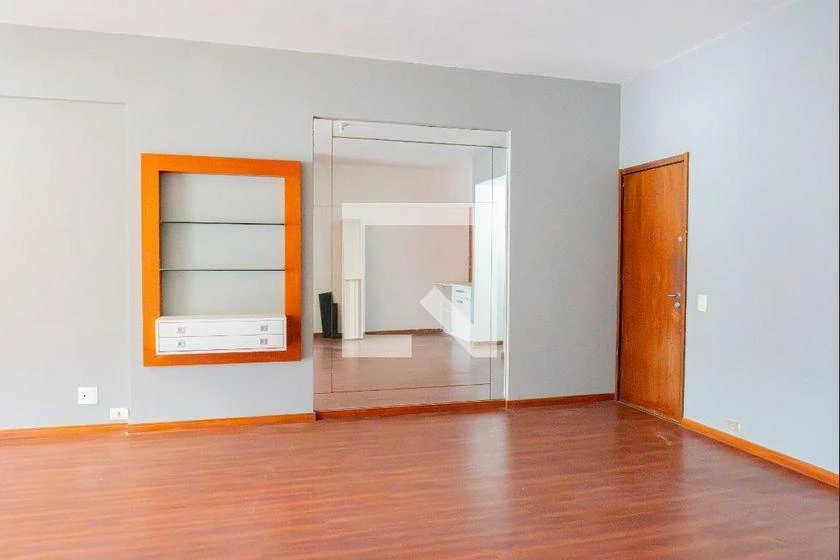 Home office in a 4-bedroom apartment, 174 m² — photo 48