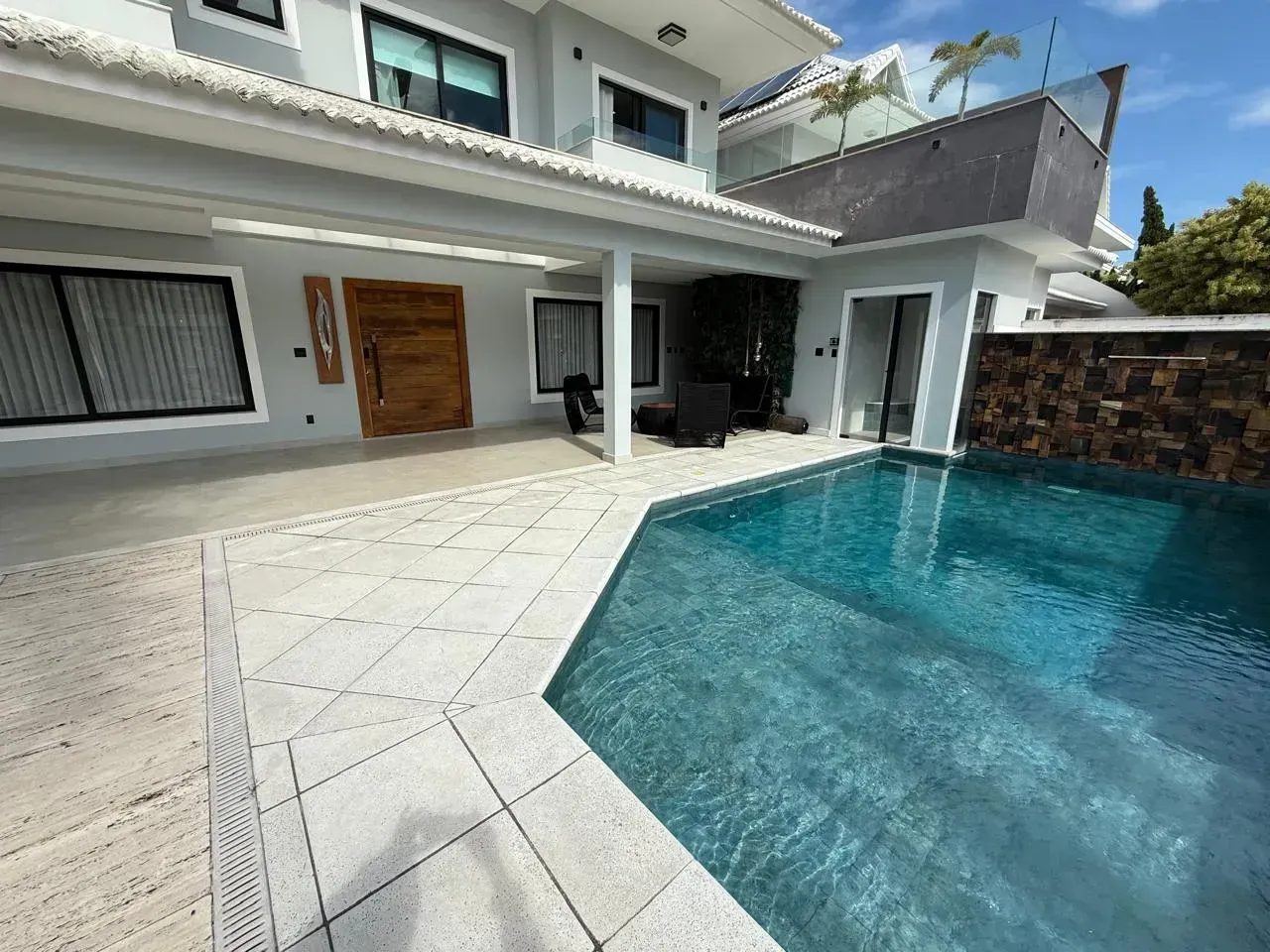 Furnished house with open-plan kitchen, 380 m² — photo 5