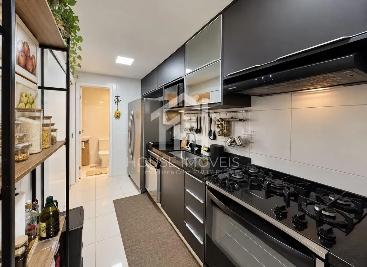 118 m² apartment with 3 bedrooms and a private suite — photo 2