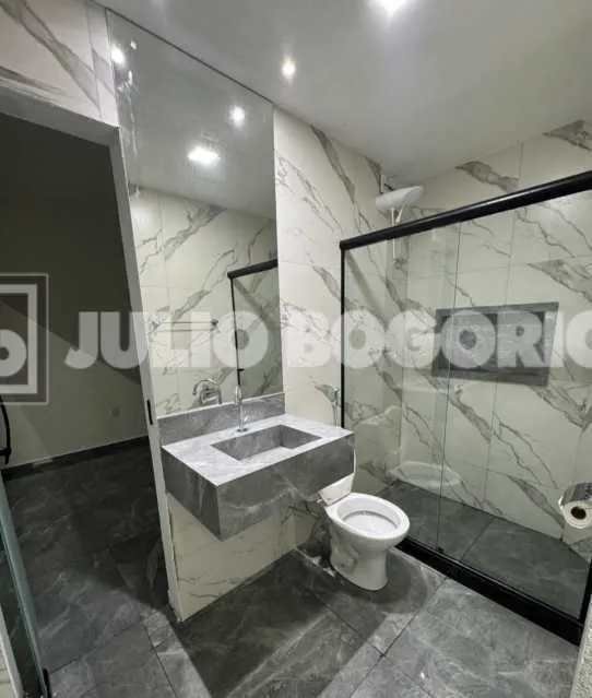 Casa com 4 quartos e 3 banheiros, cozinha integrada — photo 3