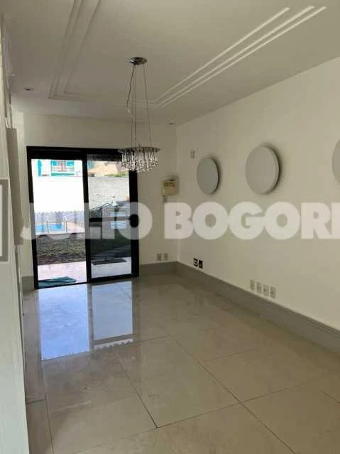 176 m² house with 3 bedrooms, 1 en-suite and pool — photo 8
