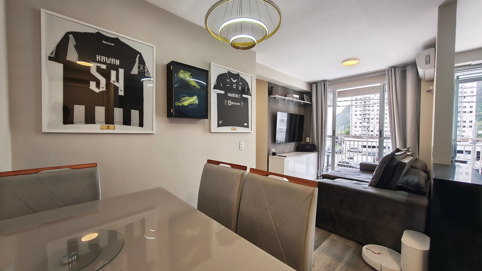 3-bedroom apartment with a washing machine — photo 9