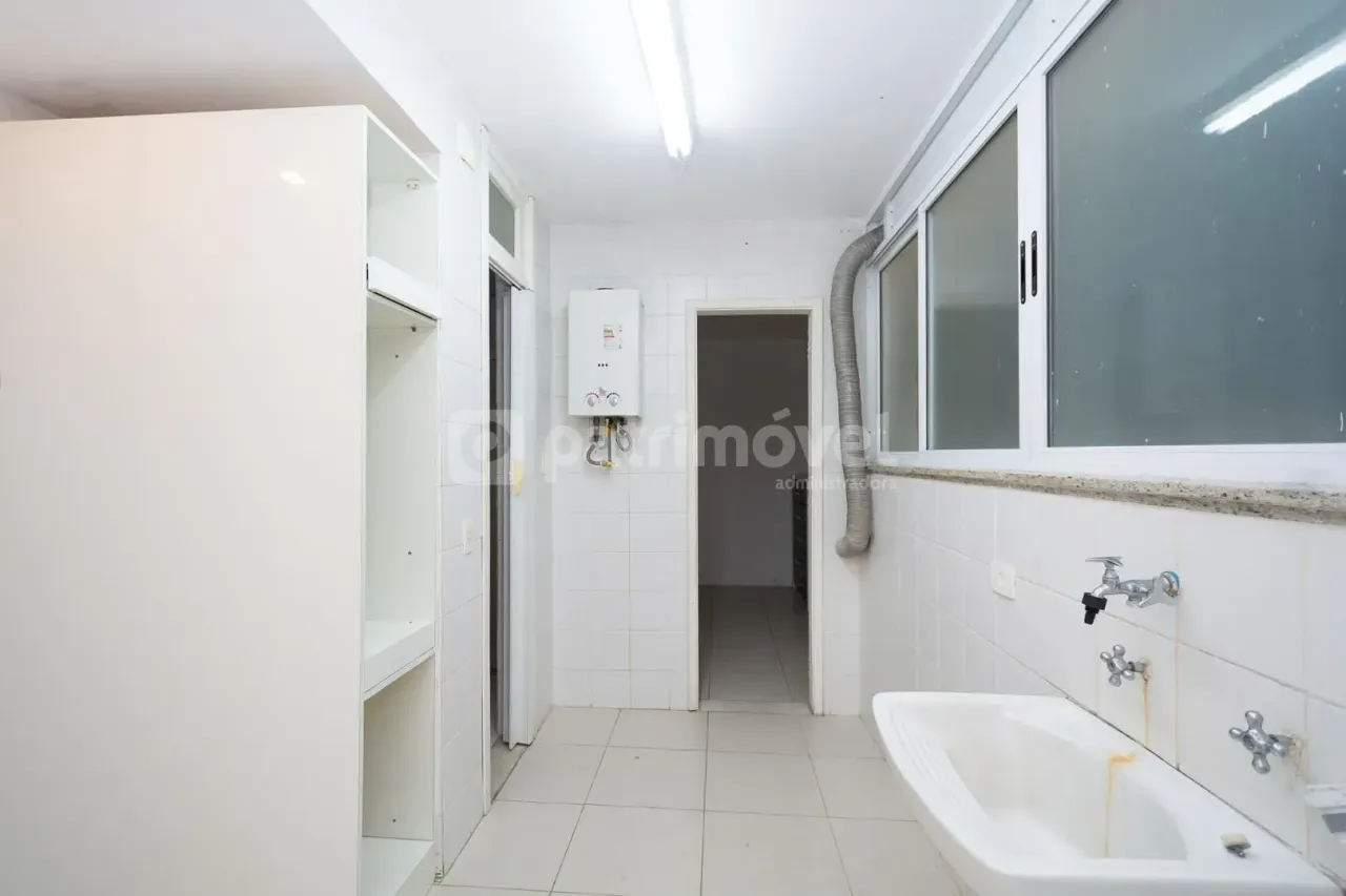 3-bedroom apartment with a separate gas kitchen — photo 11
