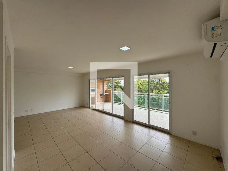 158 m² apartment with a park view and a grill on the balcony — photo 4