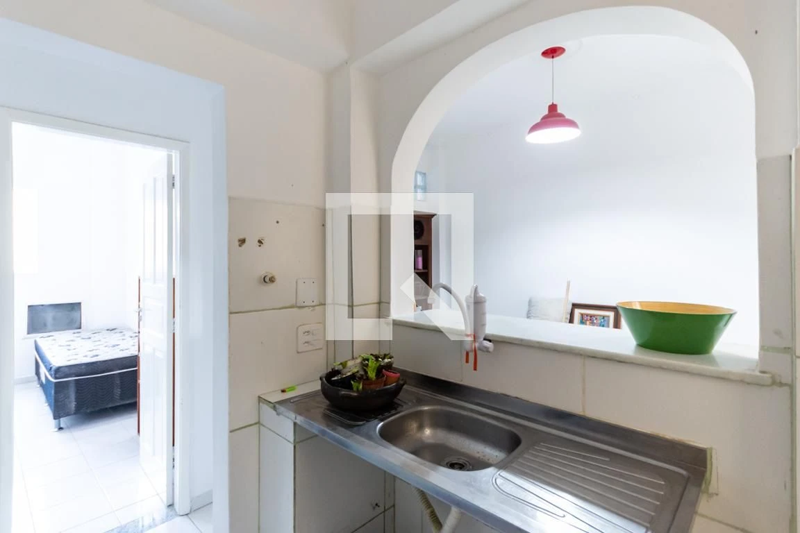 2-bedroom apartment with a mountain view — photo 6