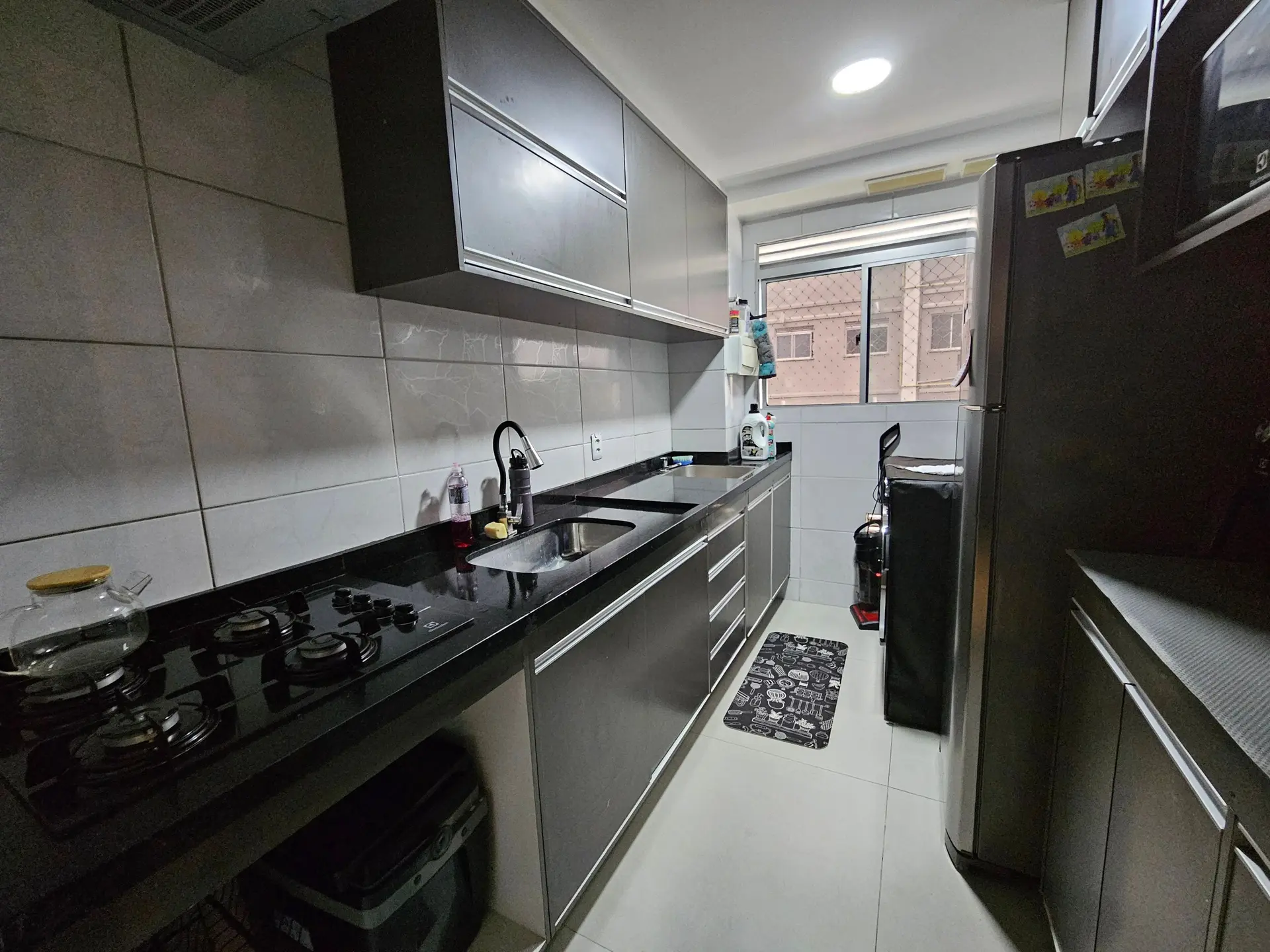 2-bedroom apartment in a building with a pool — photo 4