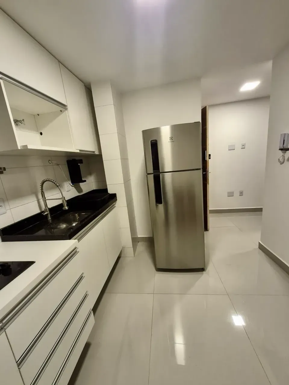 Furnished 1-bedroom apartment with balcony — photo 4