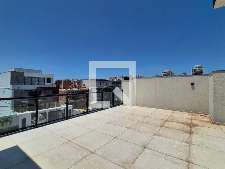 Floor-to-ceiling windows in a 4-bedroom house, 430 m² — photo 4