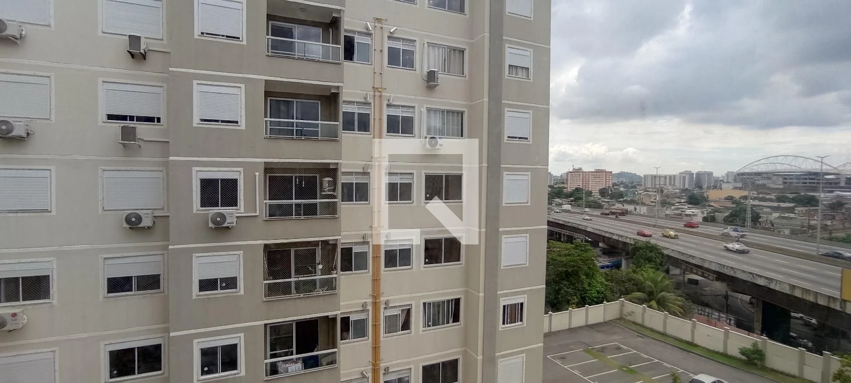 2-bedroom apartment in a building with a pool — photo 35